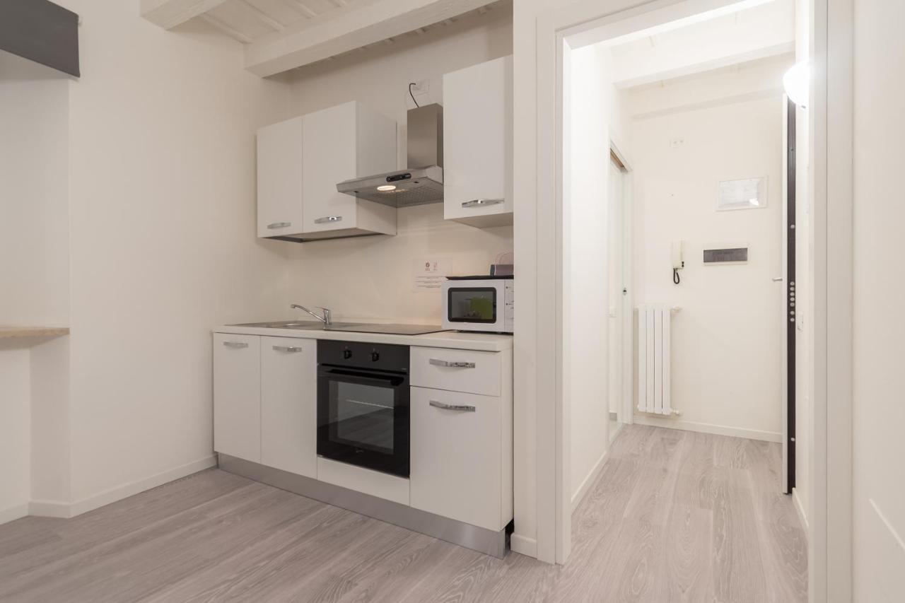 Palazzetto Vittoria - F&L Apartment Брешія Екстер'єр фото